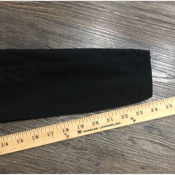 Lululemon Crop Leggings Size 4 Black Athletic Work Out Running Yoga - Picture 6 of 6